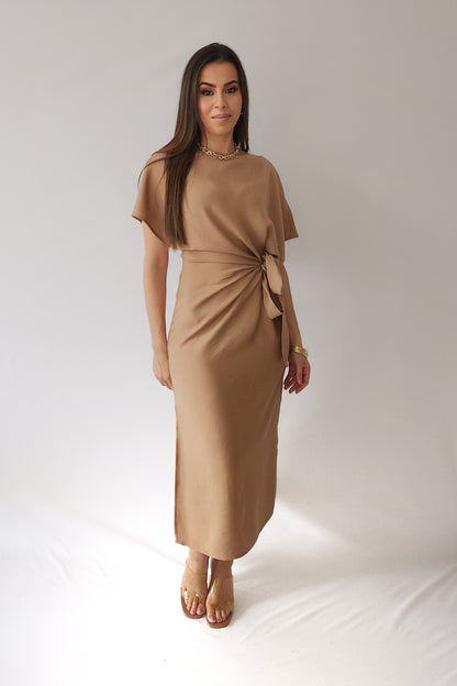 ROBE MIDI NOUEE MELO